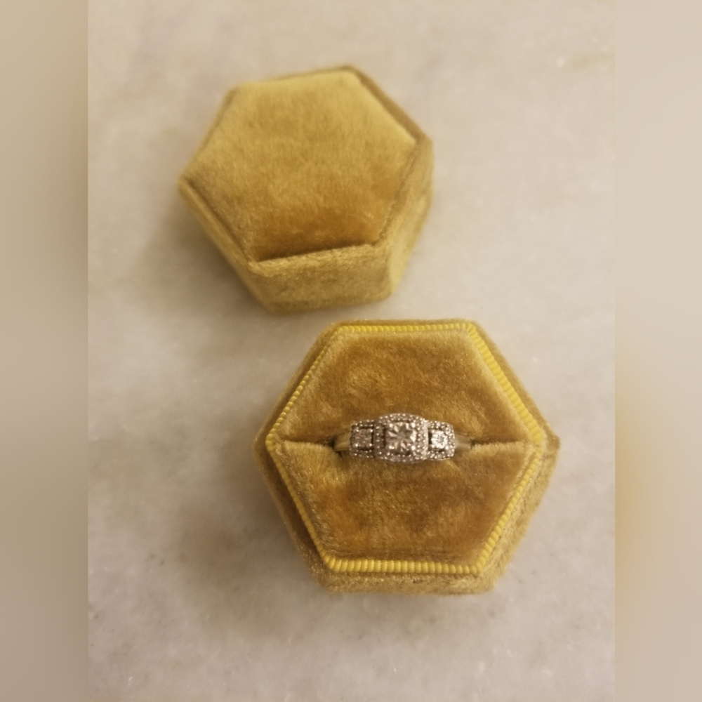 Art Deco diamond engagement ring - Picture 1 of 8